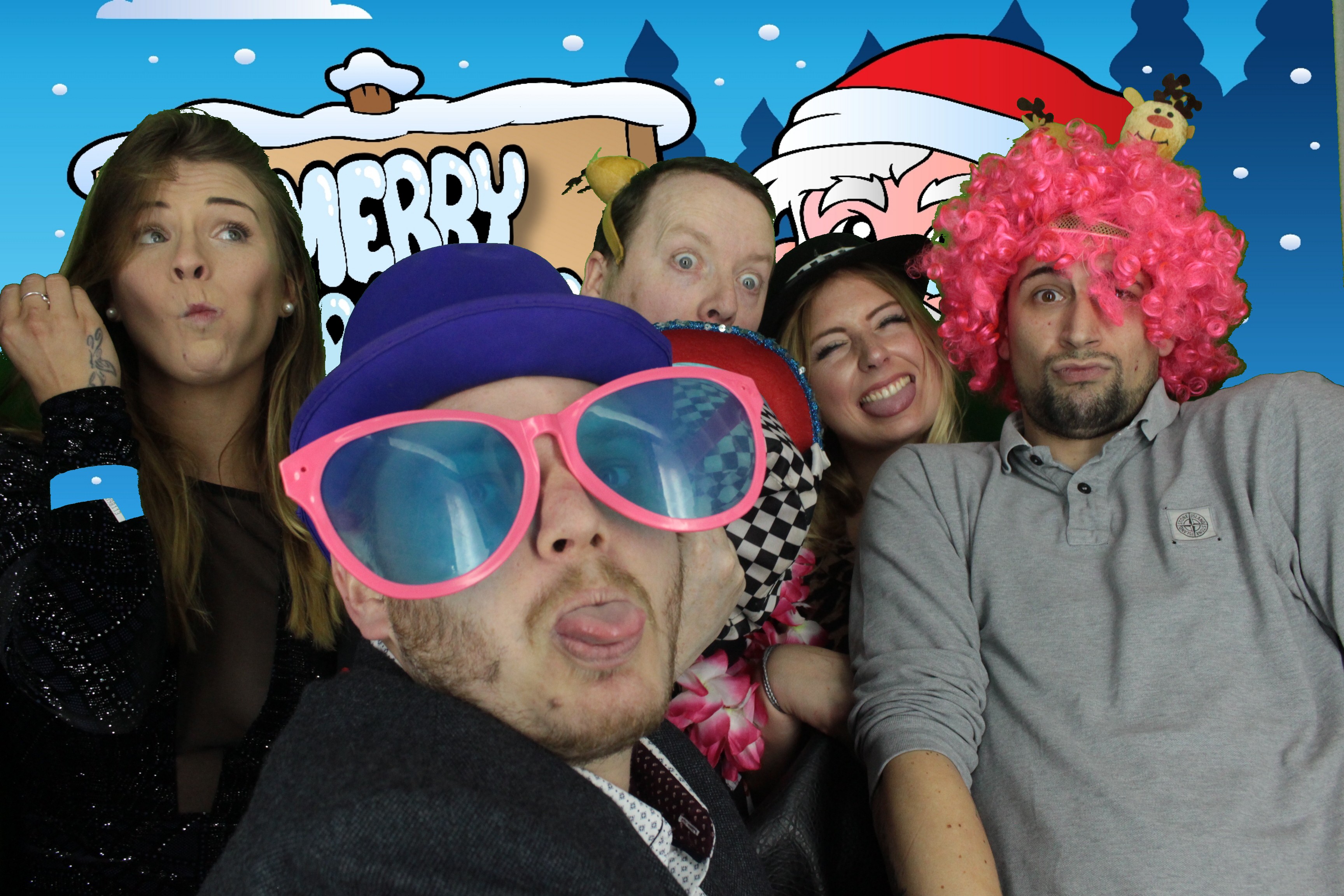 One Line Christmas Party | View more photos from the event at gallery.myphotoboothexperience.co.uk/u/MyPhotoBoothExperienceLtd/One-Line-Christmas-Party